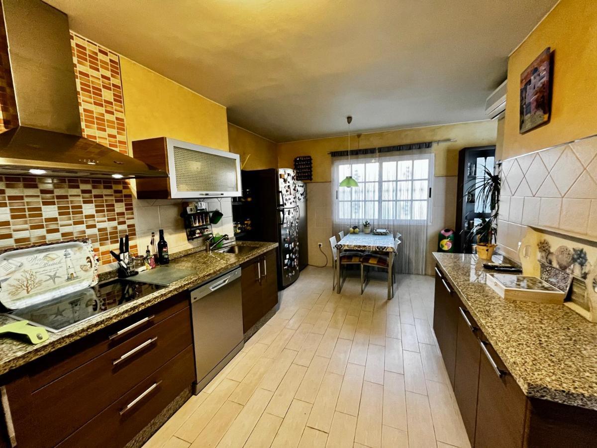 Like At Home Near Seville Montequinto Extérieur photo